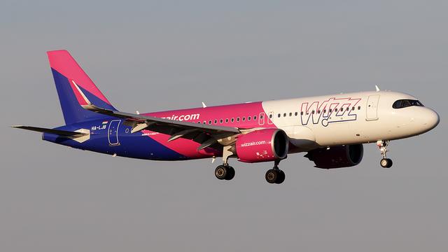 HA-LJB:Airbus A320:Wizz Air